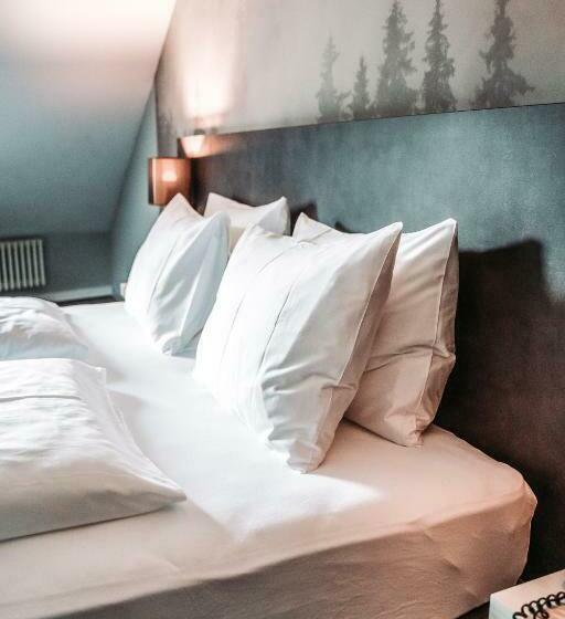 Номер Стандарт, The Hey Hotel