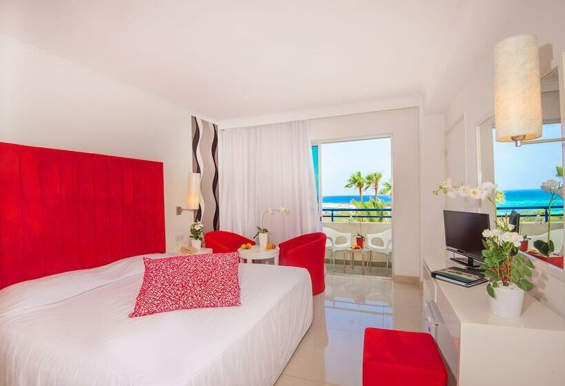 Номер Стандарт Вид на Море, Dome Beach Marina Hotel & Resort