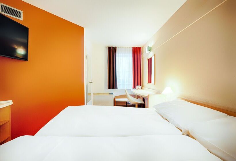 Номер Стандарт, B&b Hotel Bonn City