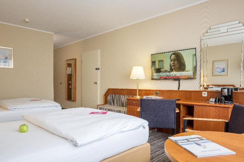 Номер Стандарт, Leoso Hotel Leverkusen
