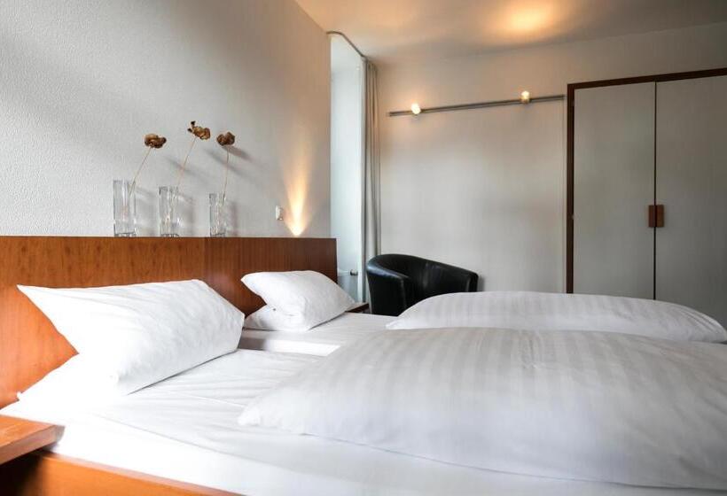 Номер Стандарт, Wald & Golfhotel Lottental