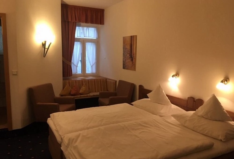 Номер Стандарт, Akzent Hotel Berg S Alte Bauernschänke  Wellness Und Wein