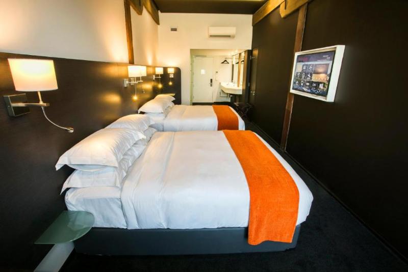 سوییت جونیور, Hilton Frankfurt Gravenbruch