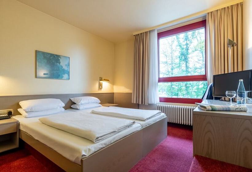 غرفة قياسية, Baden Baden
