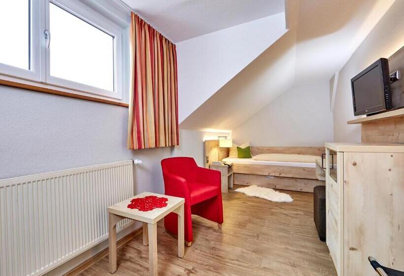 Номер Стандарт Индивидуальный, Zum Turm     Apartments Und Gästezimmer