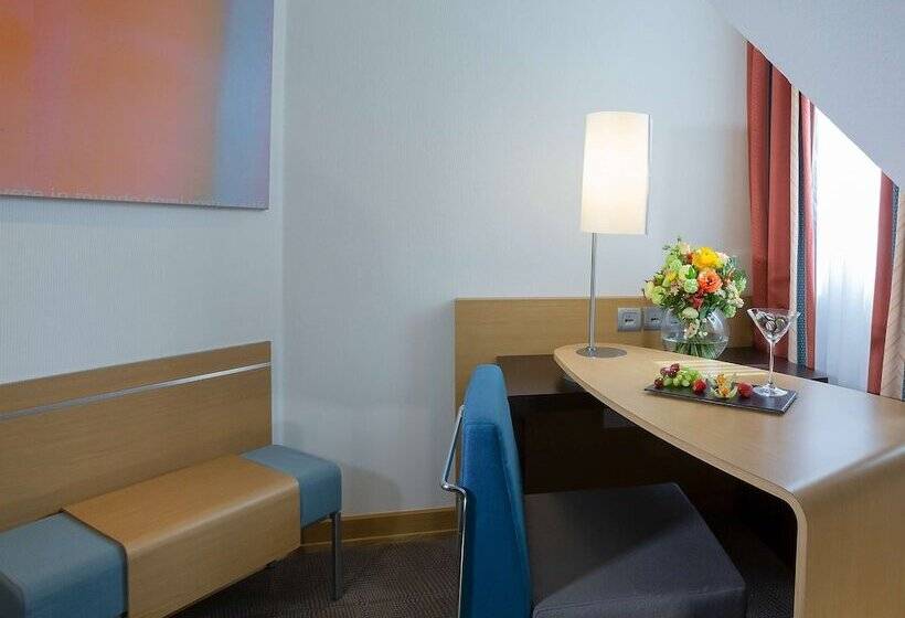 Номер Стандарт, Dorint Hotel Würzburg