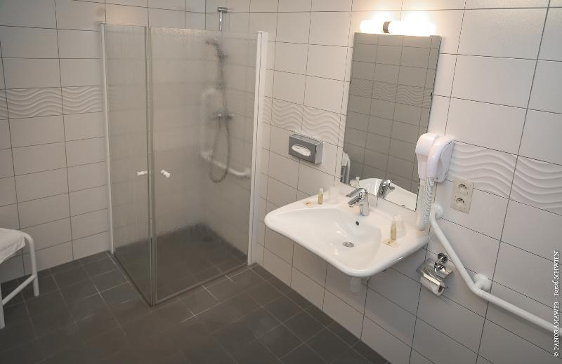 Номер Комфорт, Logis Hôtel De La Cloche
