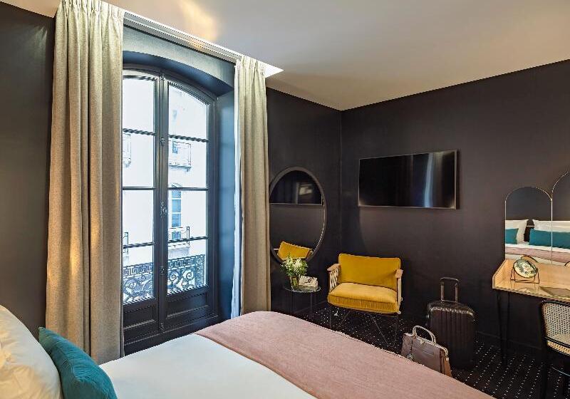 Апартаменты 2 Спальни, Mercure Nantes Centre Passage Pommeraye