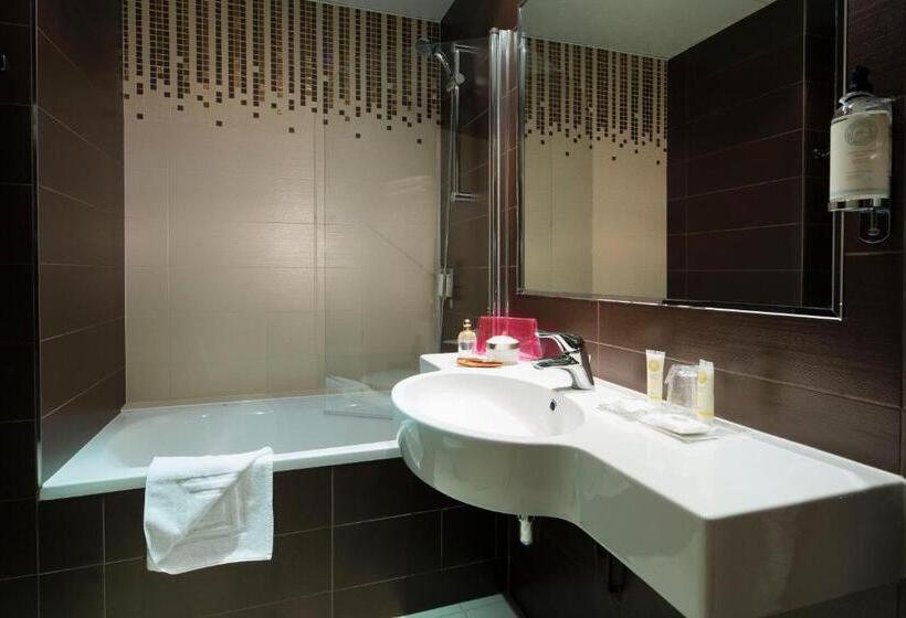 اتاق سوپریور خانوادگی, Best Western Anjou Lafayette