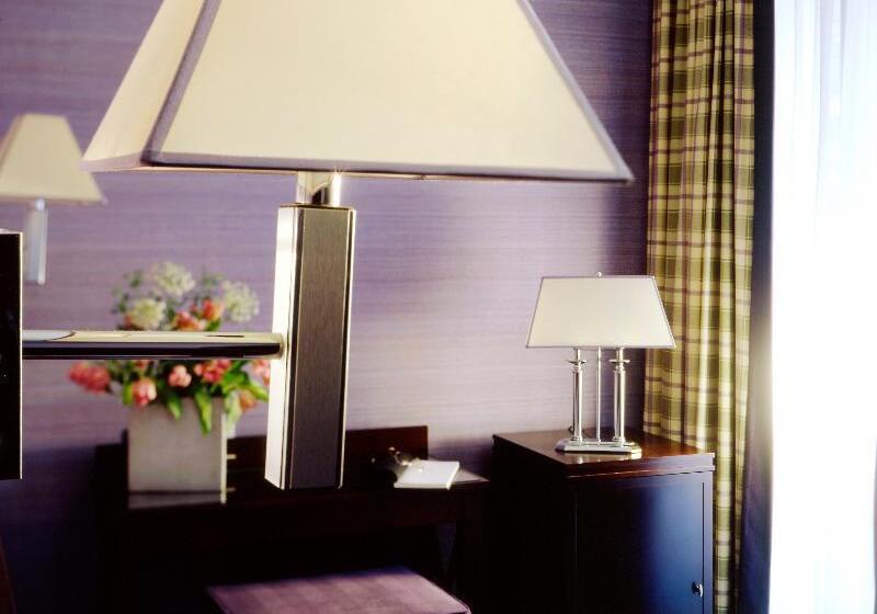 اتاق استاندارد سه نفره, Best Western Anjou Lafayette