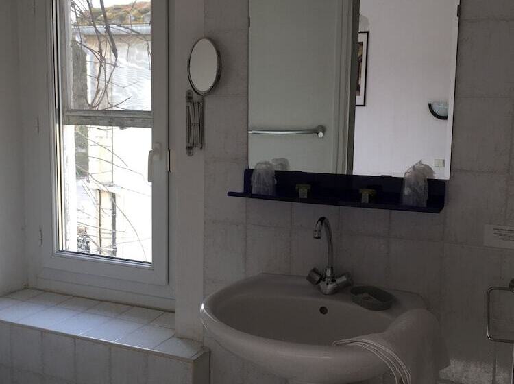 Номер Стандарт Трехместный, Hostellerie De La Source