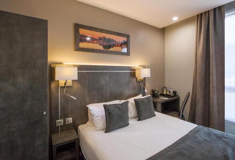 اتاق استاندارد یک نفره, Paris Italie