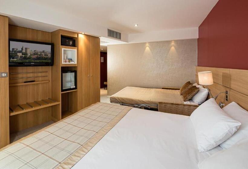 Семейный Номер, Best Western Plus Le Lavarin
