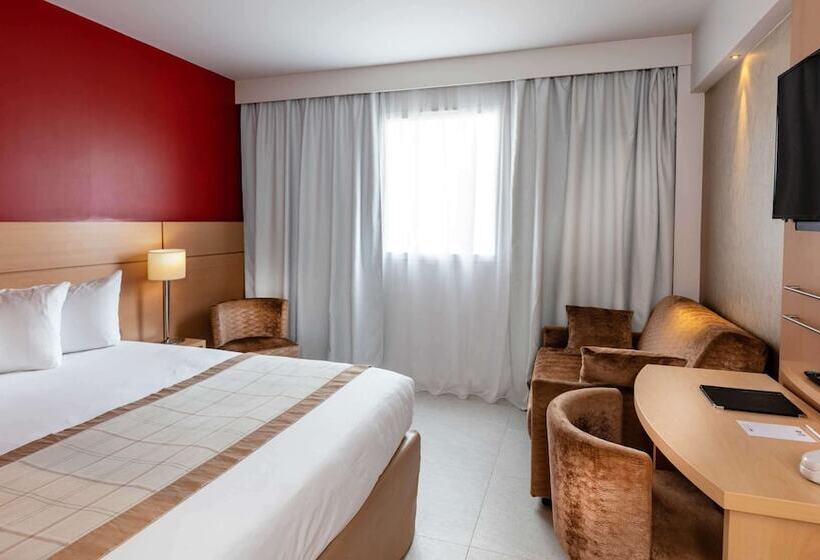 Семейный Номер, Best Western Plus Le Lavarin