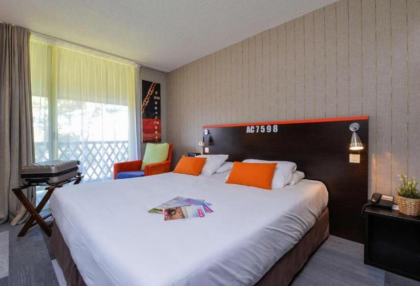 Номер Комфорт, Boutique Hôtel La Baignoire