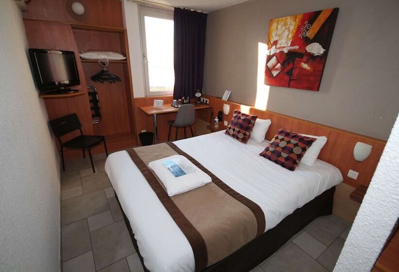 Номер Стандарт, Kyriad Martigues Sud
