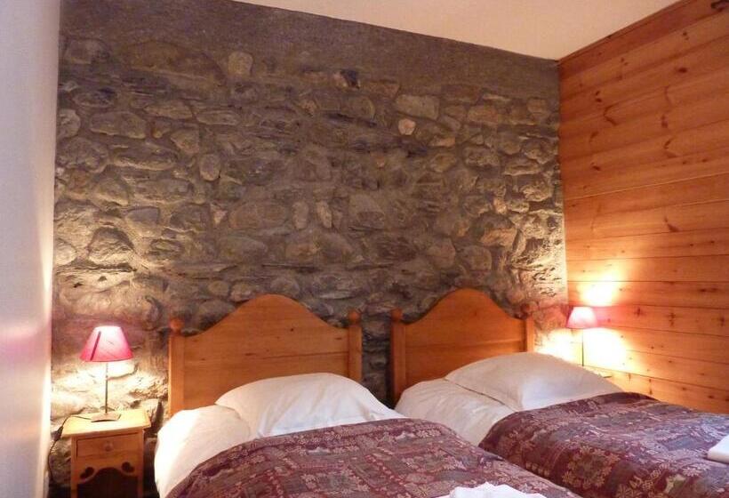 Люкс 3 Спальни, Auberge Edelweiss