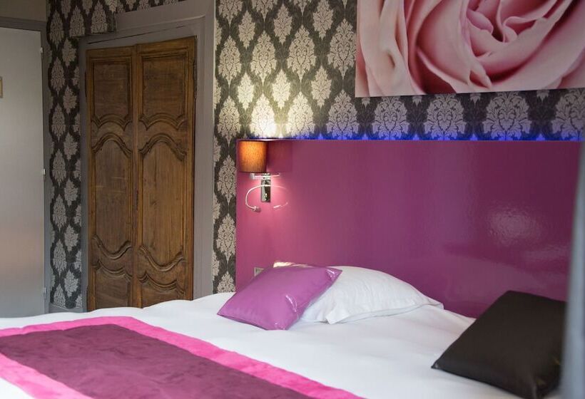 اتاق لوکس سه تخته, Hôtel Le Turenne