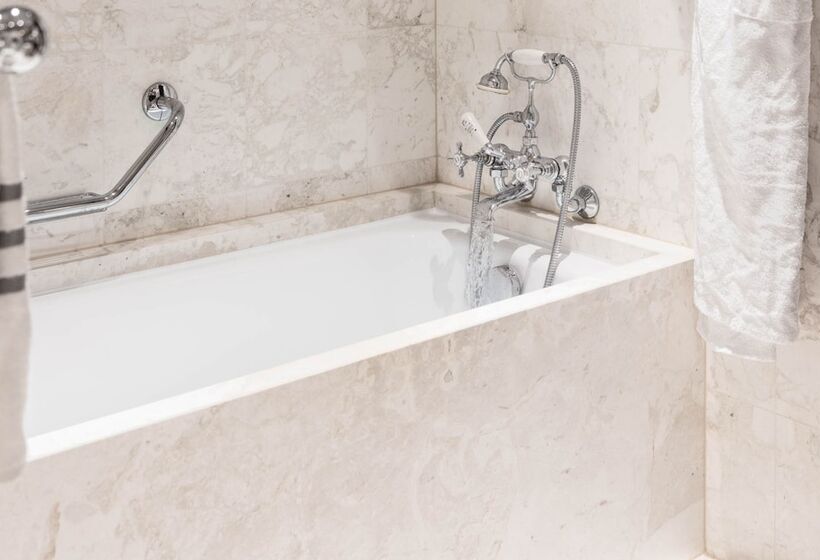 اتاق لوکس, Hôtel Lancaster Paris Champs Elysées
