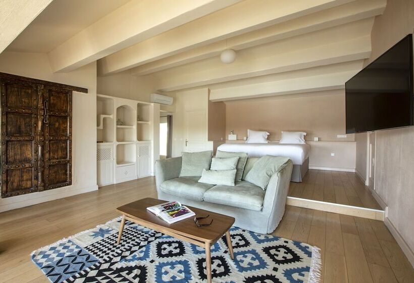 Люкс Премиум, Mas De La Fouque   Hôtel & Spa
