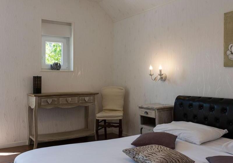 Номер Superior, Manoir De Moëllien, The Originals Relais