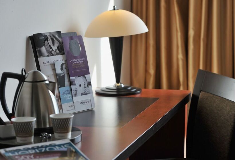 Номер Стандарт Трехместный, Mercure Maurepas Saint Quentin