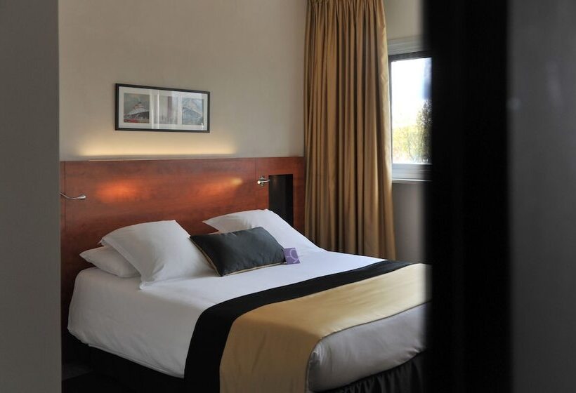 Номер Стандарт Трехместный, Mercure Maurepas Saint Quentin