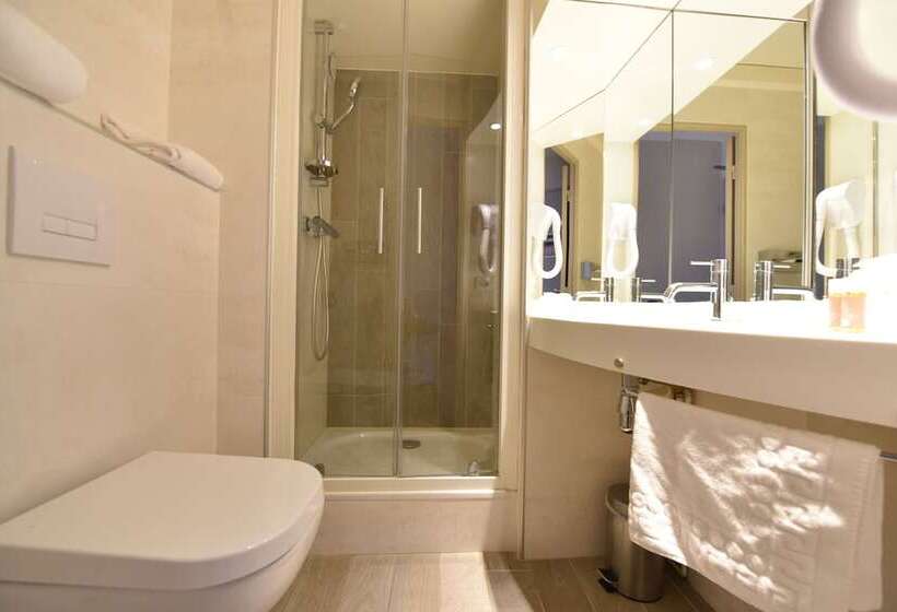 Номер Superior, The Originals City, Au Relais Saint éloi, Tours