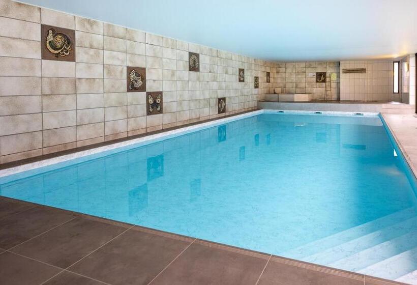Номер Стандарт, Logis Hostellerie Motel Au Bois Le Sire