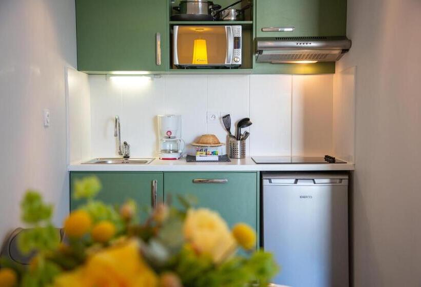 Семейный Номер, Privilège Appart Hôtel Saint Exupéry