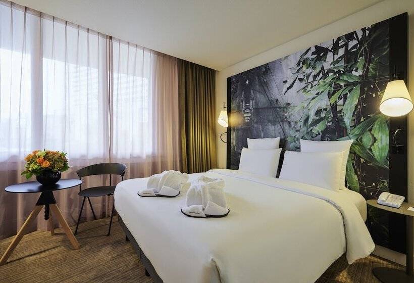 Номер Престиж, Mercure Paris La Defense