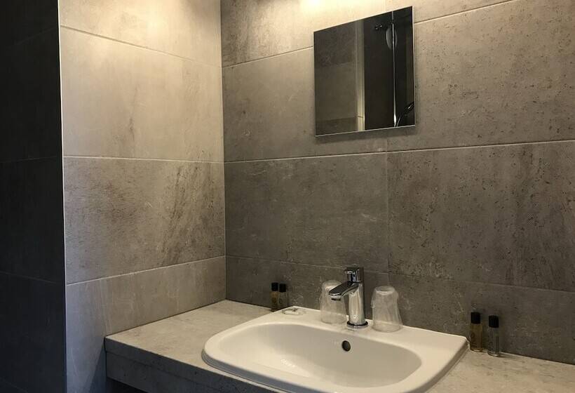 Номер Стандарт, Logis Hotel Noemys Morgon