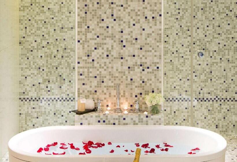 سوییت جونیور, Sofitel Paris Arc De Triomphe
