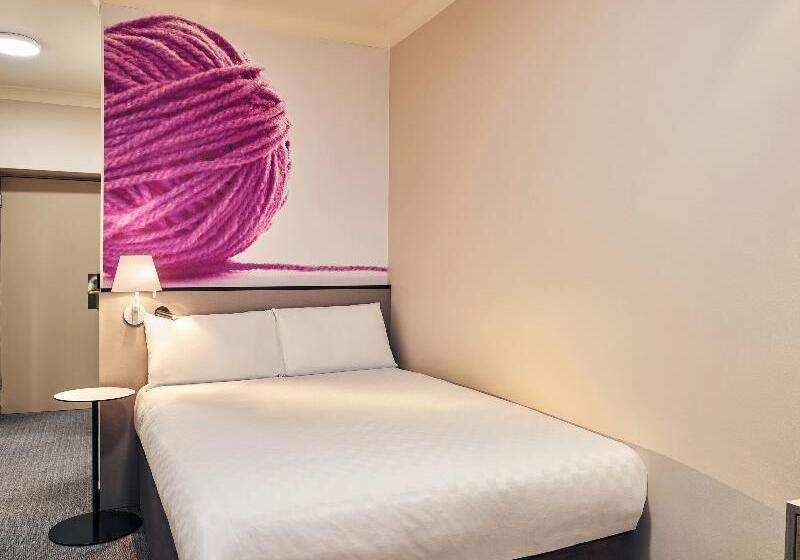Номер Стандарт, Mercure Exeter Rougemont