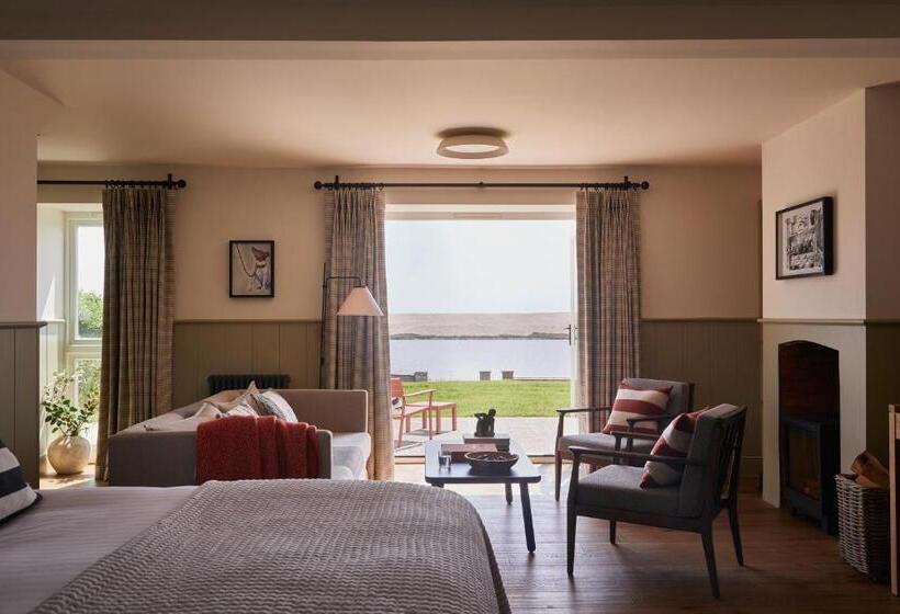 Студия Стандарт Вид на Море, Moonfleet Manor   A Luxury Family