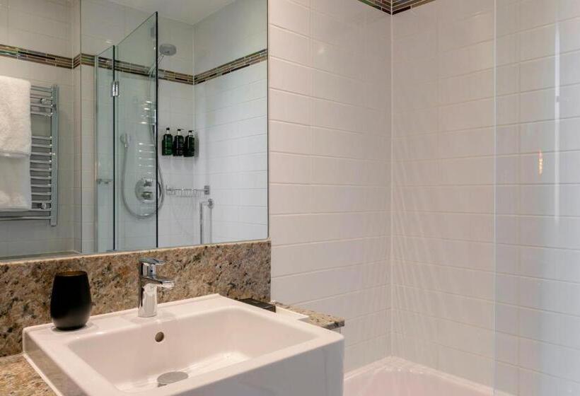 Индивидуальный Номер Классика, Meliá London Kensington Member Of Meliá Collection