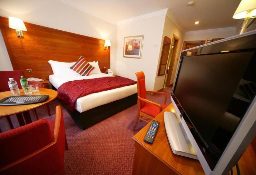 Семейный Номер Классика, Mercure York Fairfield Manor