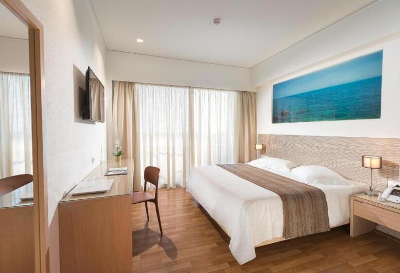 家族用アパートメント, Alexandra Hotel&apartments