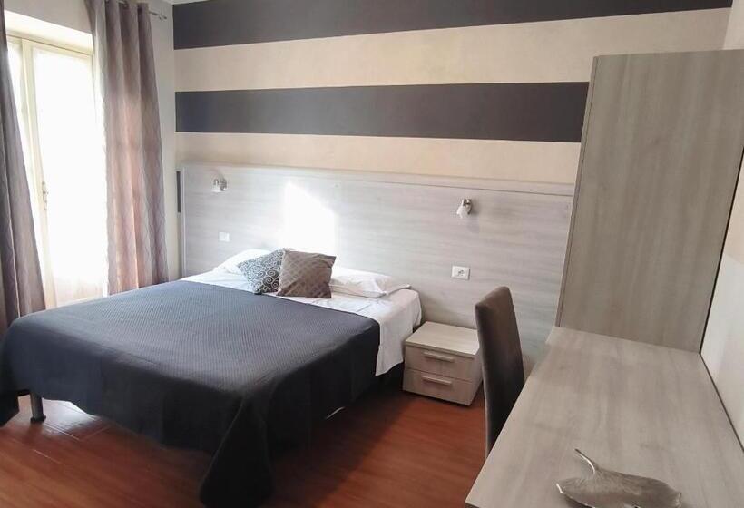 Номер Стандарт, Nuovo Hotel Giardini