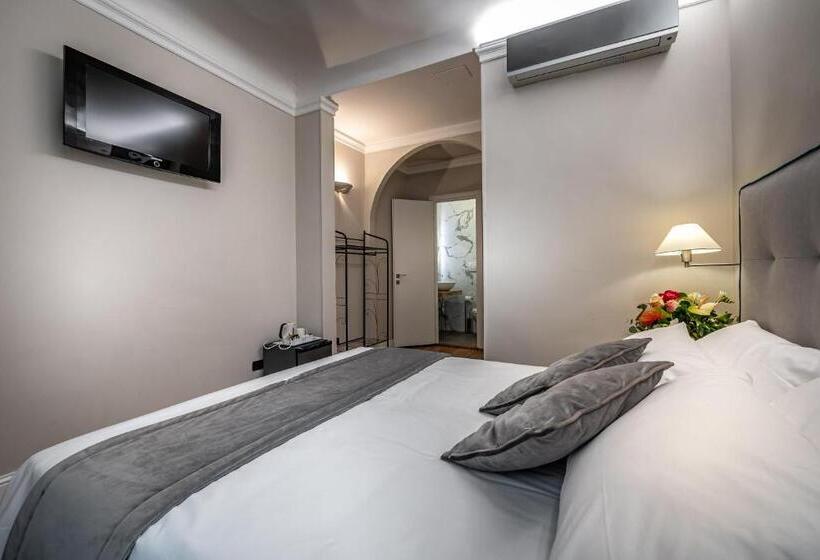 اتاق لوکس با تخت بزرگ, Boutique Hotel Borgo