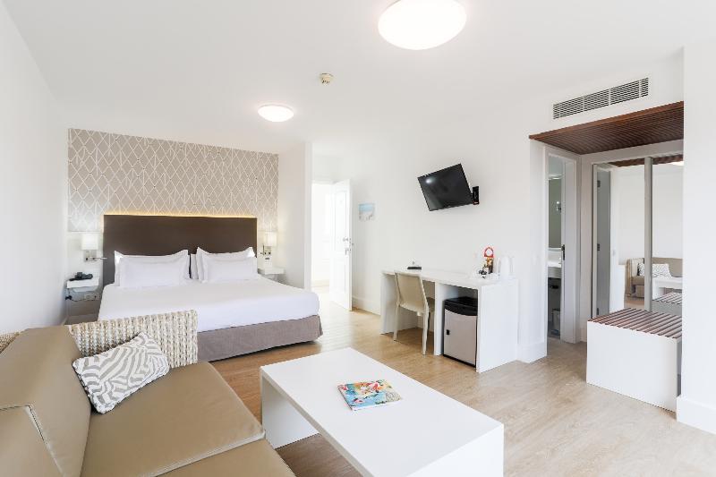 اتاق استاندارد چهار تخته, Palazzo Dal Borgo
