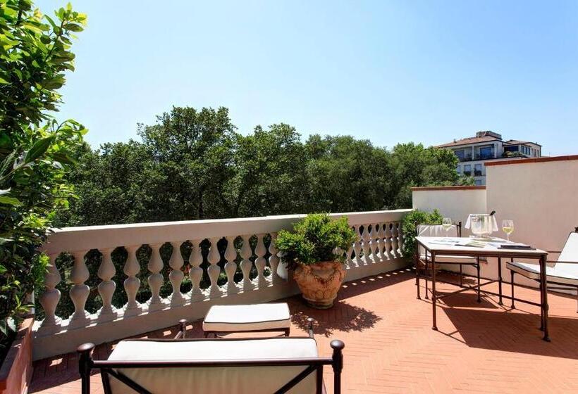 テラス付きジュニアスイート, Regency   Small Luxury Hotels Of The World