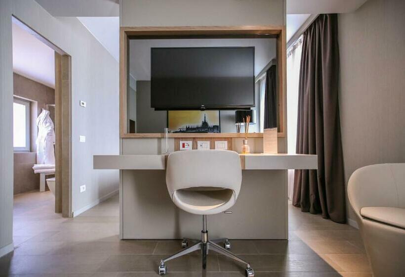سوییت جونیور, Worldhotel Cristoforo Colombo