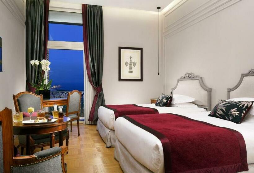 디럭스 룸, Grand Hotel Parker S