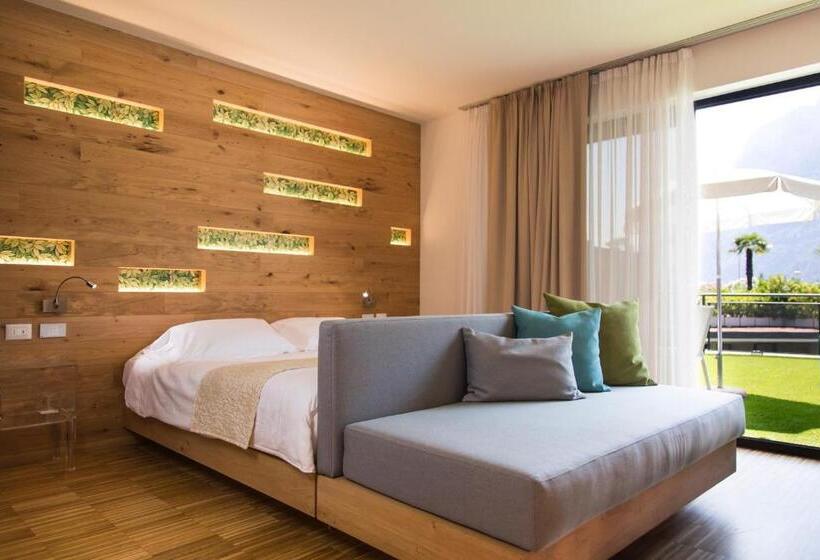 주니어 스위트 공원 전망, Astoria Resort
