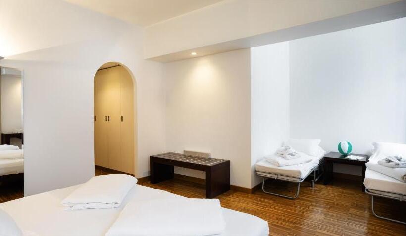 4인용 스탠다드 룸, Astoria Resort