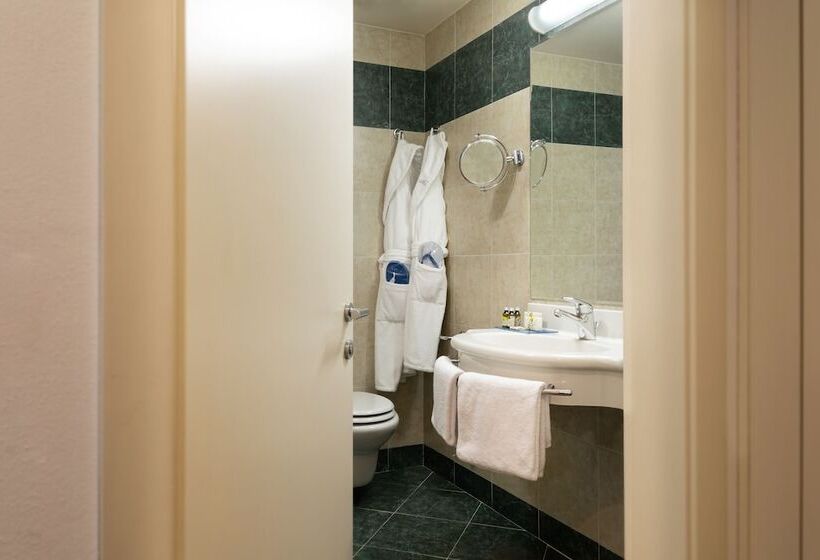 수피리어 룸, Astoria Resort