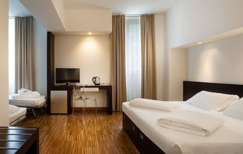 4인용 스탠다드 룸, Astoria Resort