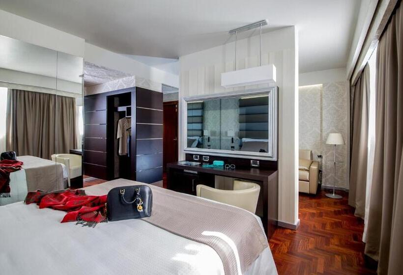سوییت, Enea Hotel Pomezia