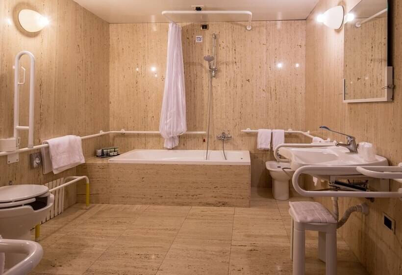 Camera Familiare, Grande Albergo Roma